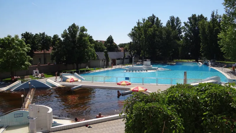 Árpád Heil- und Strandbad